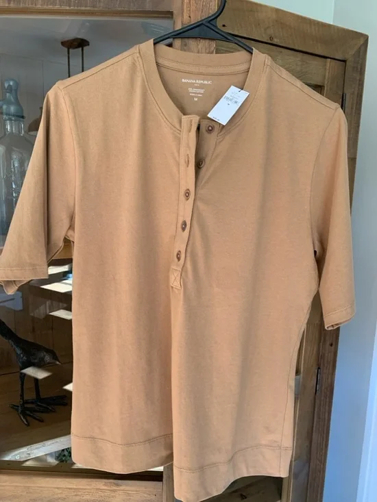 Banana Republic Women's Henley Shirt - Picture 1 of 3